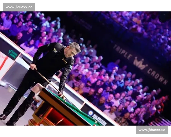 精彩对决！斯诺克比赛巅峰对决精彩瞬间集锦，感受球技的极限魅力